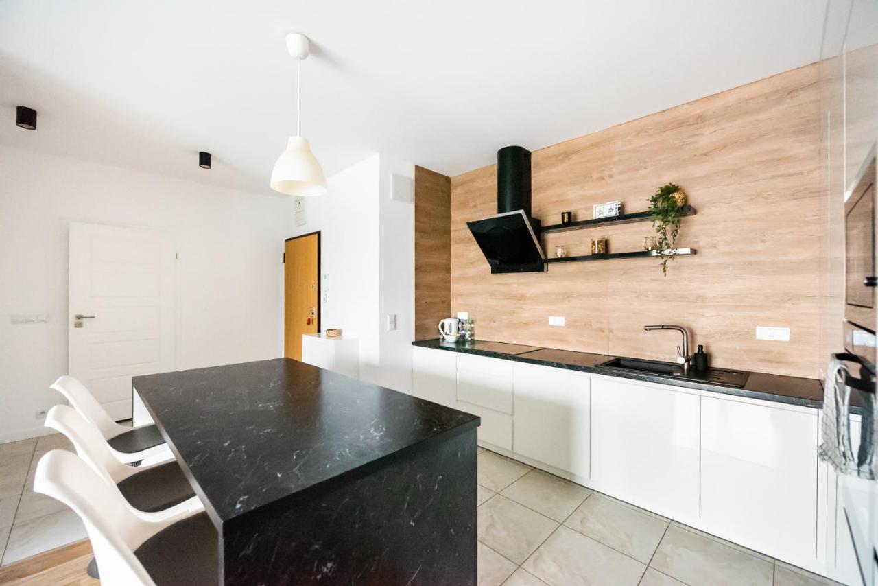 Magazynowa Exclusive Amber Apartment วอร์ซอ ภายนอก รูปภาพ