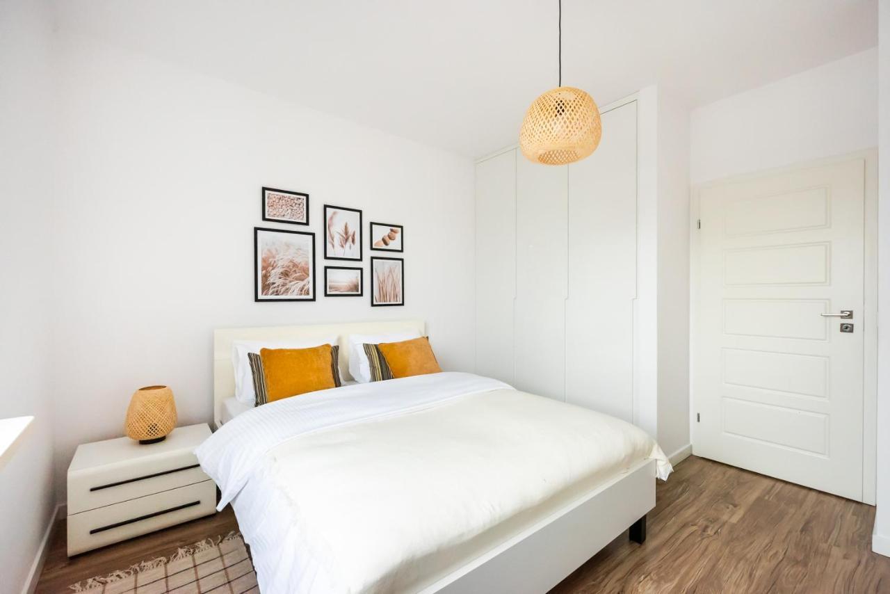 Magazynowa Exclusive Amber Apartment วอร์ซอ ภายนอก รูปภาพ